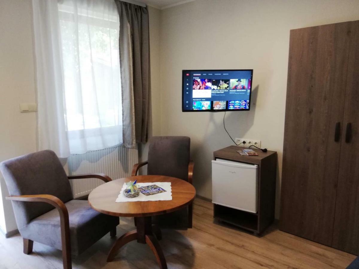 Appartamento Doppelbettzimmer Braşov Esterno foto